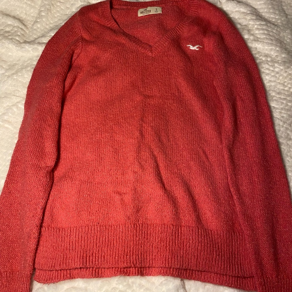Hollister sweater